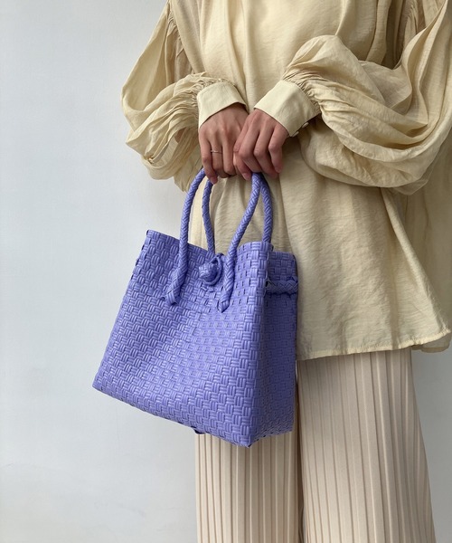 AS KNOW AS plus（アズノゥアズプラス）の「スクエア パサールバッグ（トートバッグ・レディース・ラベンダー/ライトピンク/カラフル/トリコロール/イエロー/ライトグリーン/ピンク/ブラック×ホワイト/ホワイト×ブラック/パープル系/グリーン系/レッド系・FREE）」の14枚目の写真