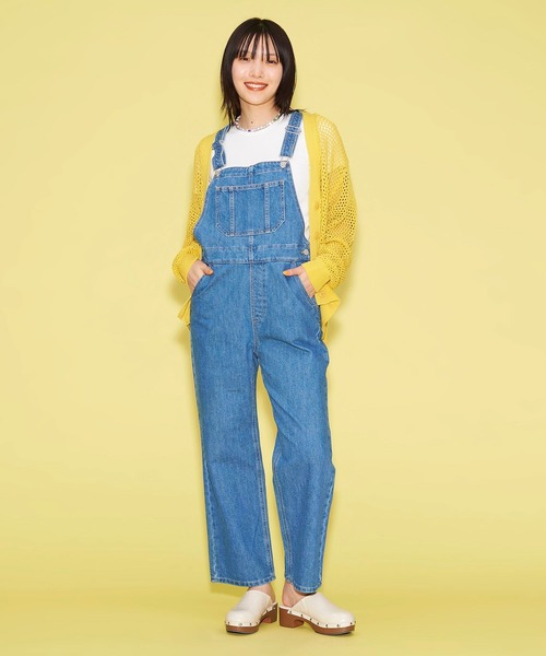 FOREVER 21（フォーエバー トゥエンティーワン）の「【STREET】デニムオーバーオール（サロペット/オーバーオール・レディース・ブラック/ブルー・SMALL/MEDIUM）」の5枚目の写真