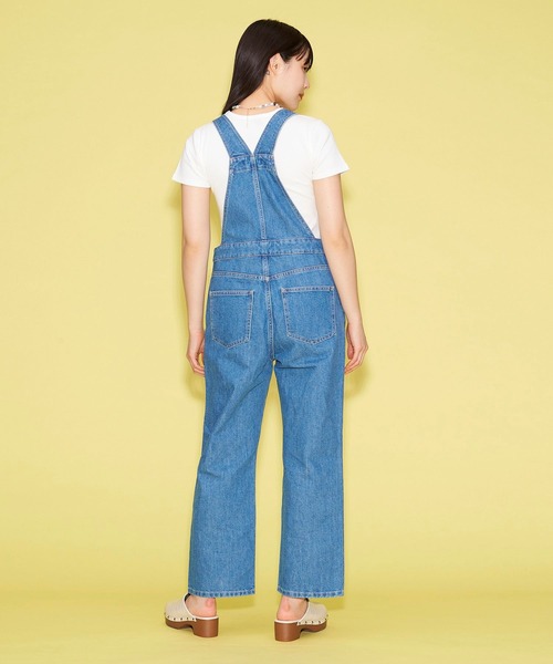 FOREVER 21（フォーエバー トゥエンティーワン）の「【STREET】デニムオーバーオール（サロペット/オーバーオール・レディース・ブラック/ブルー・SMALL/MEDIUM）」の3枚目の写真