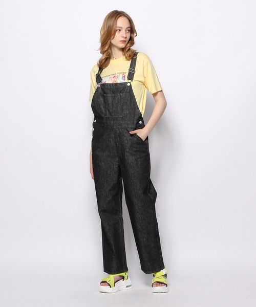 FOREVER 21（フォーエバー トゥエンティーワン）の「【STREET】デニムオーバーオール（サロペット/オーバーオール・レディース・ブラック/ブルー・SMALL/MEDIUM）」の18枚目の写真