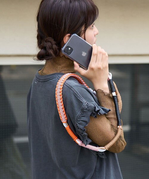 A SCENE(エーシーン)の「A SCENE/エーシーン Design paracord shoulder/ デザインパラコードショルダー(スマホグッズ・レディース・ブラック/イエロー/オレンジ/その他9/キャメル/シルバー/レッド・ONE SIZE)」の8枚目の写真