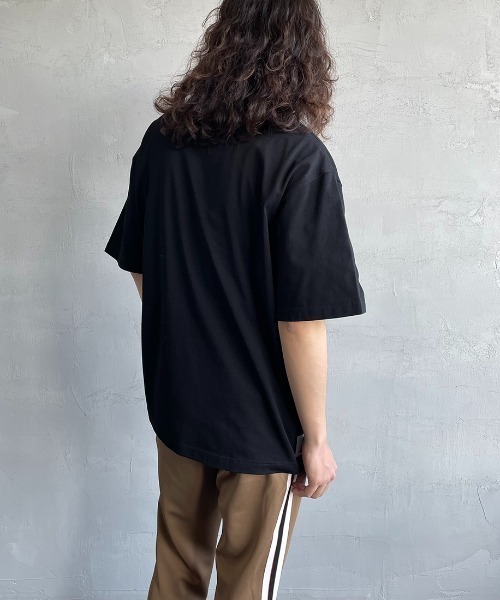 POLeR（ポーラー）の「【FINEBOYS 9月号掲載】[POLeR/ポーラー] 別注 FURRY HART ワンポイントロゴ刺繍ポケットTシャツ（Tシャツ/カットソー・レディース・ブラック/ホワイト/グリーン・L/M）」の5枚目の写真