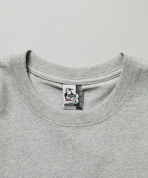 FREAK'S STORE(フリークスストア)の「【限定展開】CHUMS×FREAK'S STORE/チャムス 別注 ブービー バックプリント クルーネックTシャツ(Tシャツ/カットソー・メンズ・ベージュ/ブラック/グリーン/ネイビー/その他13/グレー/ホワイト・LARGE/MEDIUM/SMALL/X-LARGE)」の9枚目の写真