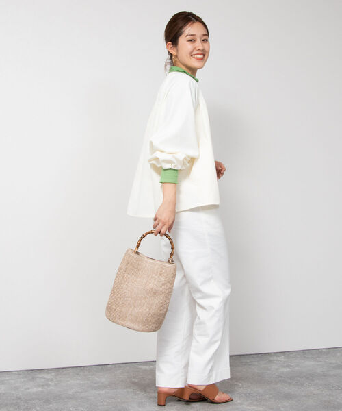 NOLLEY’S（ノーリーズ）の「タックブルゾン（ブルゾン・レディース・オフホワイト/ネイビー/ベージュ・38/36）」の5枚目の写真