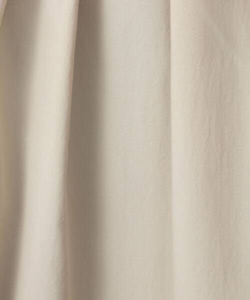 NOLLEY’S（ノーリーズ）の「タックブルゾン（ブルゾン・レディース・オフホワイト/ネイビー/ベージュ・38/36）」の15枚目の写真