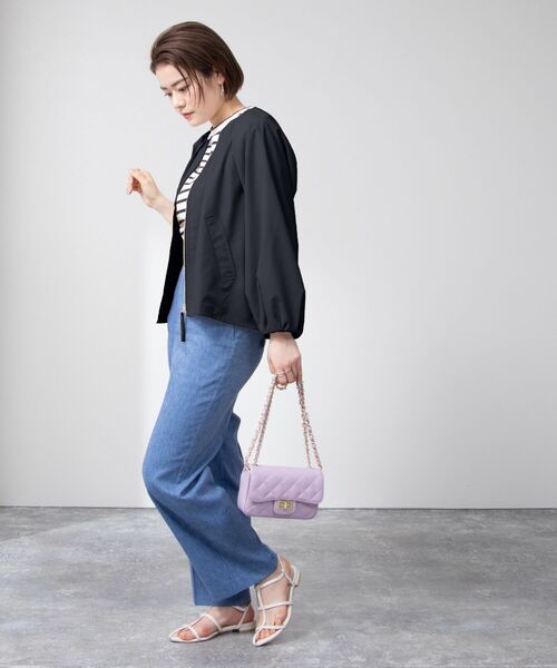 NOLLEY’S（ノーリーズ）の「タックブルゾン（ブルゾン・レディース・オフホワイト/ネイビー/ベージュ・38/36）」の17枚目の写真