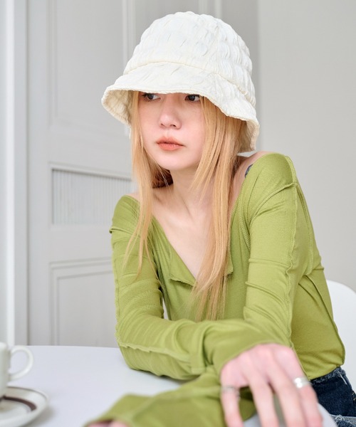 UNE MANSION（ユヌマンション）の「エンボス加工ジャガードバケットハット（ハット・レディース・ブラック/アイボリー・ONE SIZE）」の9枚目の写真