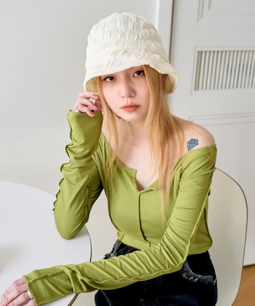 UNE MANSION（ユヌマンション）の「エンボス加工ジャガードバケットハット（ハット・レディース・ブラック/アイボリー・ONE SIZE）」の10枚目の写真