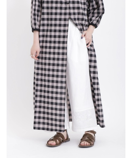 Samansa Mos2（サマンサ モスモス）の「お花とつぼみの刺繍ペチパンツ（その他パンツ・レディース・ブラック/オフホワイト/キナリ・ﾌﾘ-）」の15枚目の写真