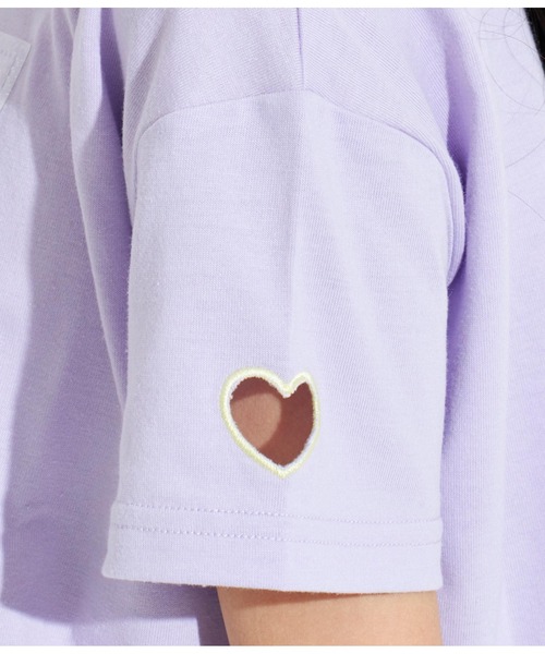 ANAP GiRL(アナップガール)の「PVCワッペンハート袖アキトップスTシャツ(Tシャツ/カットソー・キッズ・ラベンダー/ホワイト/ブラック・M/XS/S)」の12枚目の写真