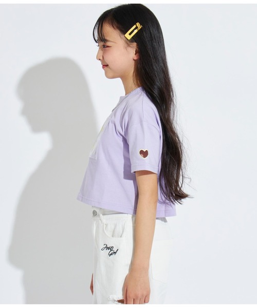 ANAP GiRL(アナップガール)の「PVCワッペンハート袖アキトップスTシャツ(Tシャツ/カットソー・キッズ・ラベンダー/ホワイト/ブラック・M/XS/S)」の8枚目の写真