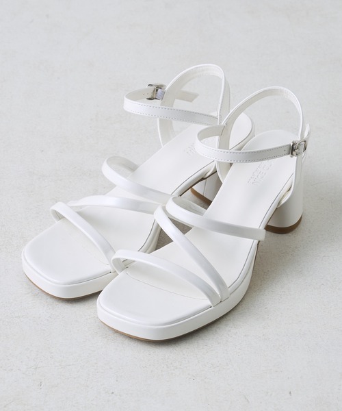 one after another NICE CLAUP(ワンアフターアナザーナイスクラップ)の「ストームストラップサンダル(サンダル・レディース・ブラック/アイボリー/ピンク・SMALL/MEDIUM/LARGE)」の2枚目の写真