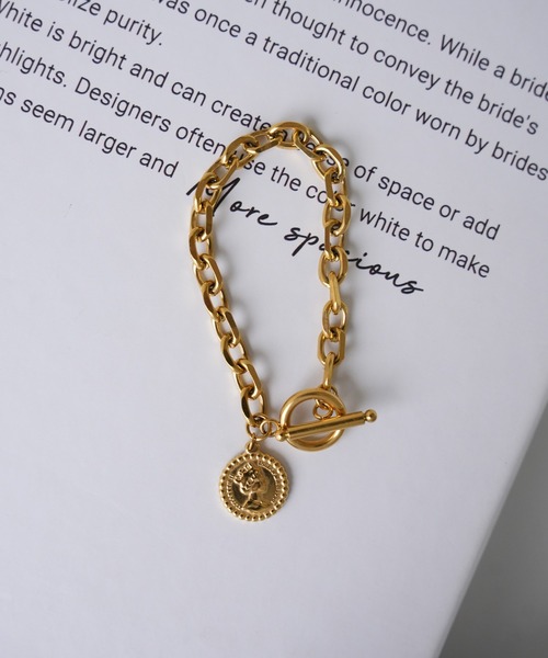 IAMUSE（アイアミューズ）の「金属アレルギー対応　コインチャームチェーンブレスレット S1011【IAMUSE】（ブレスレット・レディース・ゴールド・FREE）」の7枚目の写真