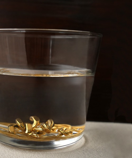 IAMUSE（アイアミューズ）の「金属アレルギー対応　コインチャームチェーンブレスレット S1011【IAMUSE】（ブレスレット・レディース・ゴールド・FREE）」の10枚目の写真