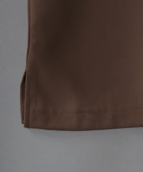 SITRY(シトリー)の「Polyester twill Fly front shirt/別注 ドレープ 比翼仕立て オーバーサイズ 半袖シャツ(シャツ/ブラウス・メンズ・グレイッシュベージュ/チャコールグレー/ブラック/オフホワイト・LL/L/M)」の7枚目の写真