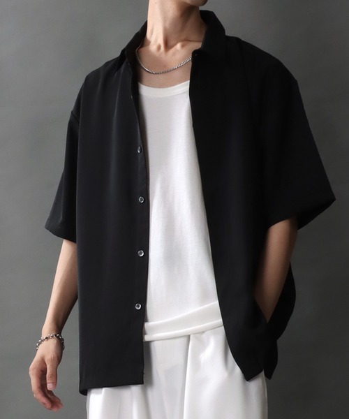 SITRY(シトリー)の「Polyester twill Fly front shirt/別注 ドレープ 比翼仕立て オーバーサイズ 半袖シャツ(シャツ/ブラウス・メンズ・グレイッシュベージュ/チャコールグレー/ブラック/オフホワイト・LL/L/M)」の15枚目の写真