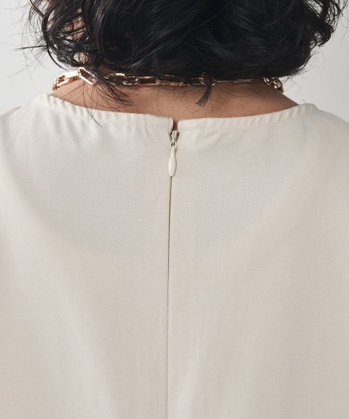 CHIC STYLE(シックスタイル)の「<大きいサイズ>綿100%アウトポケットノースリーブチュニックブラウス シックスタイル(シャツ/ブラウス・レディース・アイボリー/ブラック・L/LL/3L/4L/5L)」の19枚目の写真