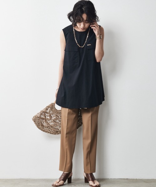 CHIC STYLE(シックスタイル)の「<大きいサイズ>綿100%アウトポケットノースリーブチュニックブラウス シックスタイル(シャツ/ブラウス・レディース・アイボリー/ブラック・L/LL/3L/4L/5L)」の7枚目の写真