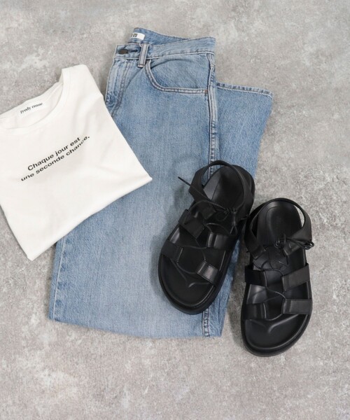 fredy emue（フレディエミュ）の「厚底レースアップサンダル（サンダル・レディース・ブラック/キナリ・L/S/M）」の5枚目の写真