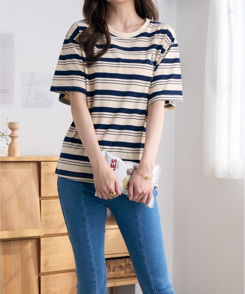 Ada.(エイダ)の「ルーズベアーボーダーTシャツ(Tシャツ/カットソー・レディース・ベージュ/ブラック・FREE)」の6枚目の写真