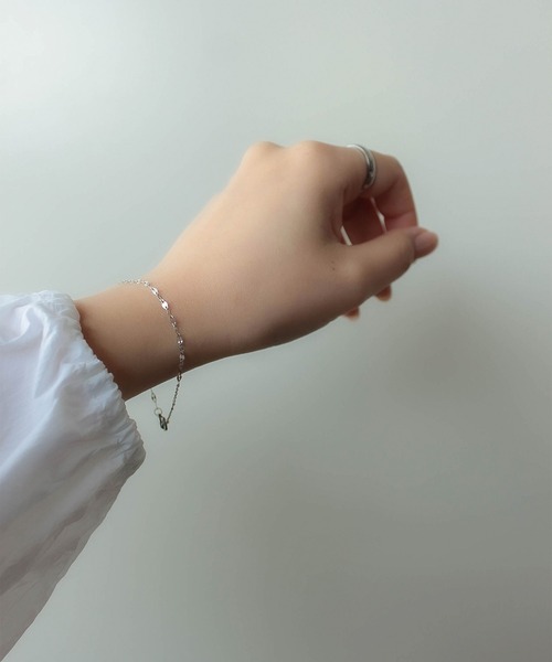 ebine(エビネ)の「Sparkle Bracelet 金属アレルギー対応 サージカルステンレス(ブレスレット・レディース・シルバー/ゴールド/ピンクゴールド・FREE)」の7枚目の写真