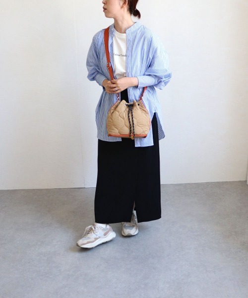 COLDE （コルデ）の「ナイロンキルティング巾着ショルダーバッグ（ショルダーバッグ・レディース・ブラック/カーキ/ベージュ・FREE）」の15枚目の写真