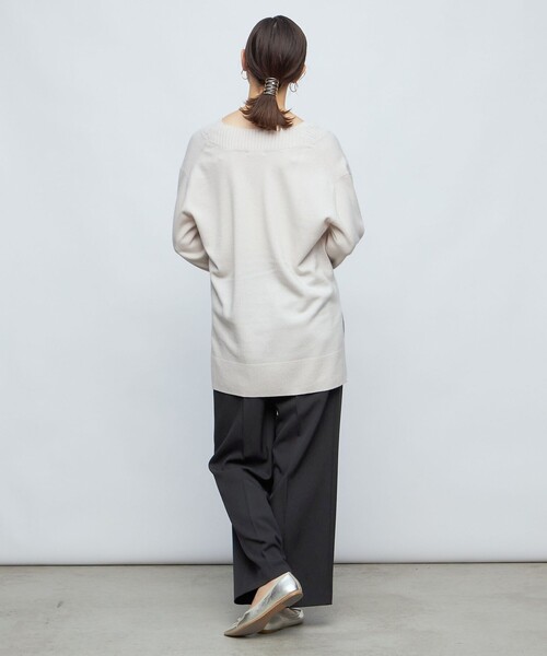 NOLLEY’S（ノーリーズ）の「ハミルトンNY Vネックチュニックプルオーバーニット（ニット/セーター・レディース・グレー/ライトグレー/ベージュ・38）」の12枚目の写真