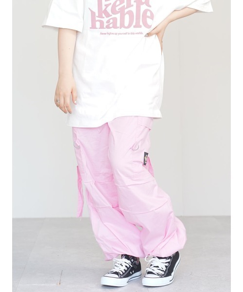 Auntie Rosa(アンティローザ)の「ライトストレッチコットンカラーワイドカーゴパンツ(カーゴパンツ・レディース・ライトパープル/ライトピンク/スカイブルー/ピンク・XX-LARGE/X-LARGE)」の9枚目の写真