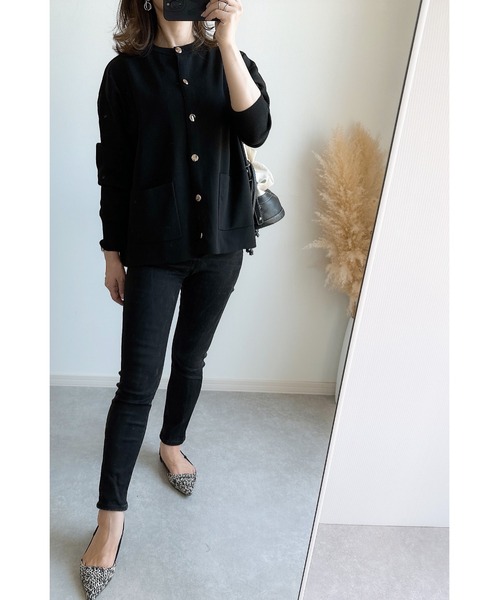 &. NOSTALGIA（アンドドットノスタルジア）の「【ZOZO限定】ゴールドボタンニットジャケットカーデ（カーディガン/ボレロ・レディース・アイボリー/ブラック・FREE）」の11枚目の写真