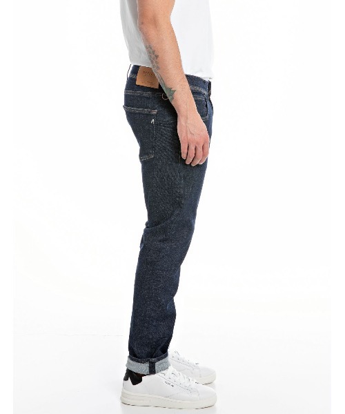 REPLAY(リプレイ)の「スリムフィットSartoriale Hyperflex ダークインデイゴデニム(デニムパンツ・メンズ・ダークブルー・33inch/29inch/28inch/32inch/30inch/31inch/34inch/36inch)」の2枚目の写真