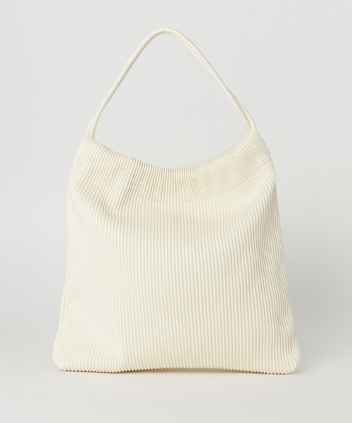 LAKOLE（ラコレ）の「プリーツトートBAG / 971096（トートバッグ・レディース・ブラック/シルバー/アイボリー・FREE）」の7枚目の写真