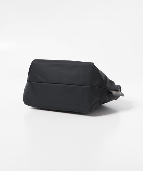 VIOLAd'ORO（ヴィオラドーロ）の「VIOLA d’ORO　BIANCA TOTE XS（トートバッグ・レディース・ベージュ系その他/ブラック・X-SMALL）」の5枚目の写真