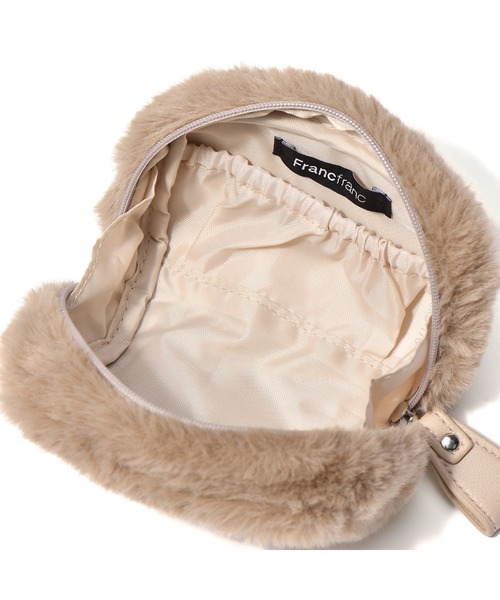 Francfranc(フランフラン)の「ファー ポーチ XS ベージュ(ポーチ・レディース・ベージュ・FREE)」の6枚目の写真