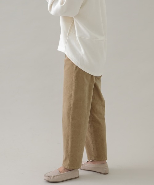 URBAN RESEARCH Sonny Label（アーバンリサーチサニーレーベル）の「コーデュロイカーブパンツ（その他パンツ・レディース・オフホワイト/ベージュ・36/38）」の15枚目の写真