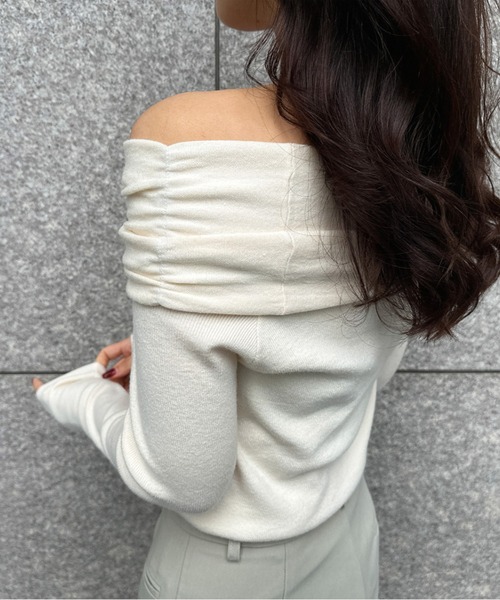 オフショルダーリブニットセーター　Andequal オフショルダーリブニットセーター Andequal - メルカリ