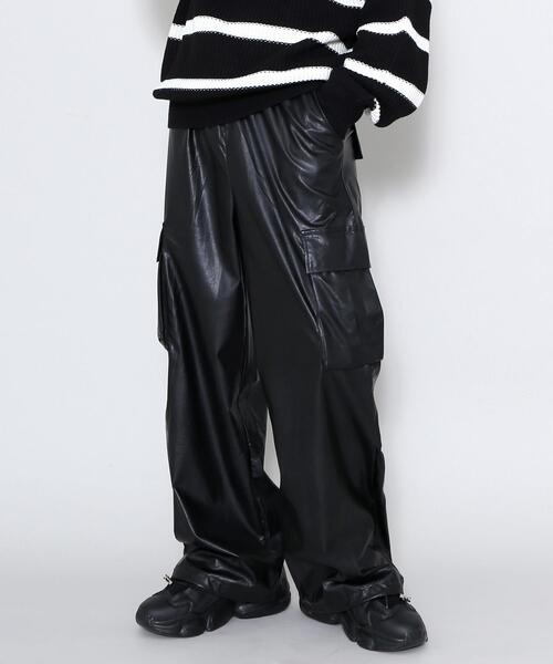 Figments(フィグメンツ)の「合皮カーゴパンツ(その他パンツ・レディース・ブラック・FREE)」の2枚目の写真