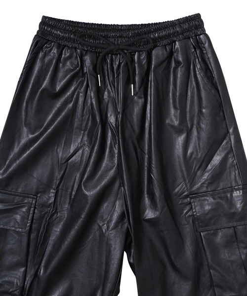 Figments(フィグメンツ)の「合皮カーゴパンツ(その他パンツ・レディース・ブラック・FREE)」の11枚目の写真
