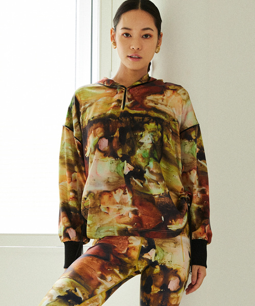 NERGY（ナージー）の「【Rico Ikeda×NERGY】サイドギャザーブルゾン（モッズコート・レディース・シルバー/イエロー・FREE）」の11枚目の写真