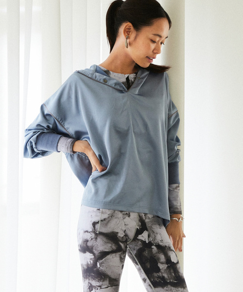 NERGY（ナージー）の「【Rico Ikeda×NERGY】サイドギャザーブルゾン（モッズコート・レディース・シルバー/イエロー・FREE）」の12枚目の写真