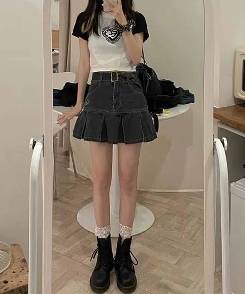 NANEA（ナネア）の「ハイウエストベルト付きデニムミニスカート（デニムスカート・レディース・ブラック/ブルー・SMALL/MEDIUM/LARGE）」の18枚目の写真