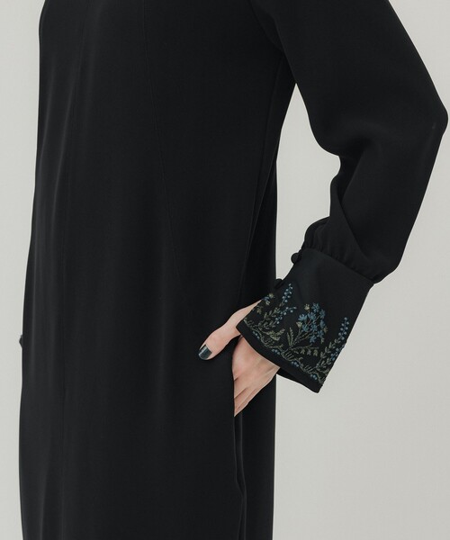 LOKITHO（ロキト）の「【LOKITHO/(ロキト)】レースハイネックIラインドレス（ドレス・レディース・ブラック/ブルー/レッド・1/2）」の21枚目の写真