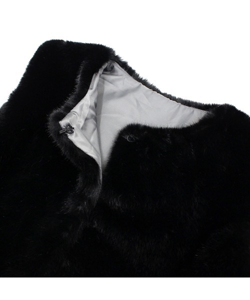 MODE ROBE（モードローブ）の「ペプラムファーベスト（ベスト・レディース・アイボリー/ブラック・FREE）」の16枚目の写真