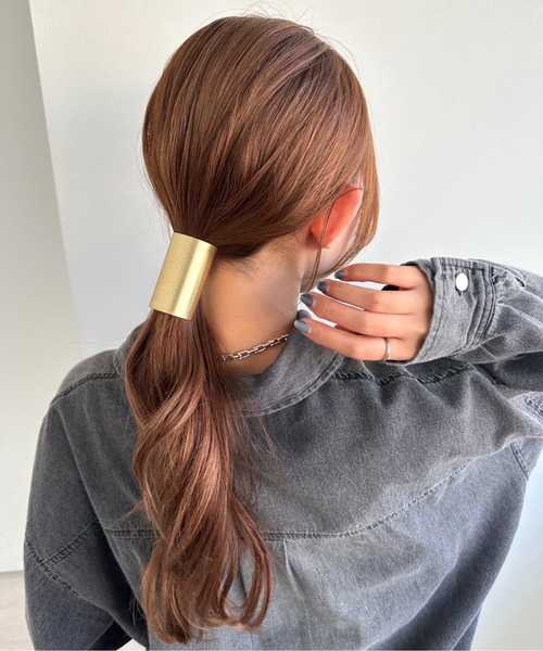 apres jour mignon（アプレジュールミニョン）の「【apresjour mignon×ARIAZ】メタルヘアカフ（その他ヘアアクセサリー・レディース・シルバー/ゴールド・ONESIZE）」の2枚目の写真