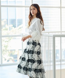 Audie a Muses オーディアミューズ フラワーモチーフスカート 白38 セール】【セットアップ】プチフラワー刺繍スカート（スカート