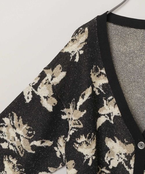 JEANASIS（ジーナシス）の「12GラメフラワーVカーディガン/106349（カーディガン/ボレロ・レディース・ブラック系その他/グレー系その他/パープル系その他/ネイビー系・FREE）」の15枚目の写真