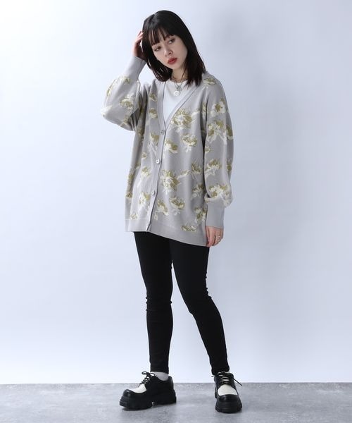 JEANASIS（ジーナシス）の「12GラメフラワーVカーディガン/106349（カーディガン/ボレロ・レディース・ブラック系その他/グレー系その他/パープル系その他/ネイビー系・FREE）」の18枚目の写真