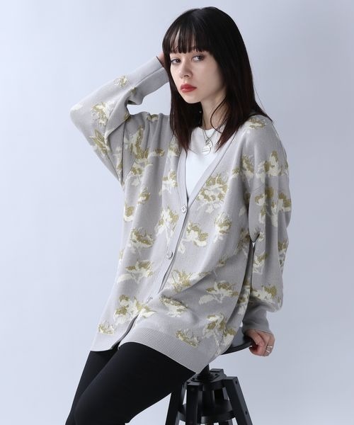 JEANASIS（ジーナシス）の「12GラメフラワーVカーディガン/106349（カーディガン/ボレロ・レディース・ブラック系その他/グレー系その他/パープル系その他/ネイビー系・FREE）」の20枚目の写真