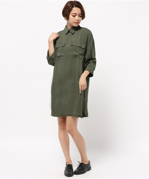 CIAOPANIC（チャオパニック）の「【Ciaopanic】　ビッグポケOP（ワンピース・レディース・ベージュ/カーキ/ネイビー・FREE）」の7枚目の写真