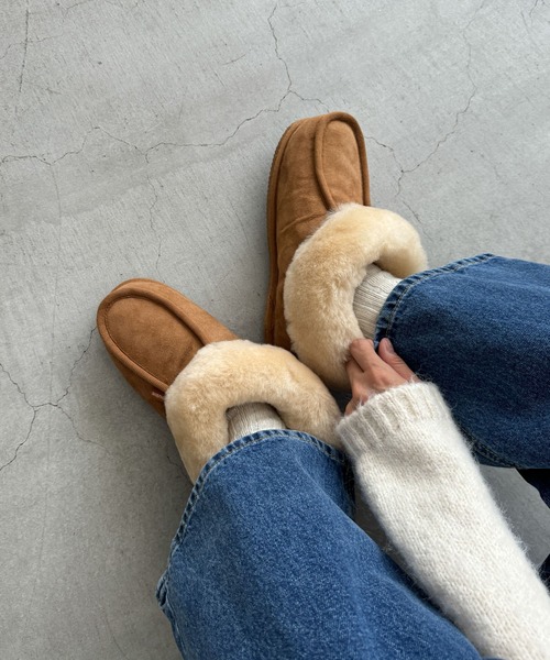 CANAL JEAN（キャナルジーン）の「SHEPHERD　Lenaムートンブーツ（ブーツ・レディース・ストーン/チャコールグレー/キャメル・39/38/37）」の3枚目の写真