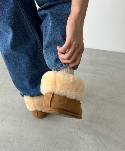 CANAL JEAN（キャナルジーン）の「SHEPHERD　Lenaムートンブーツ（ブーツ・レディース・ストーン/チャコールグレー/キャメル・39/38/37）」の11枚目の写真